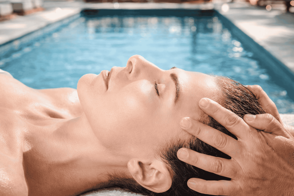 Relaxing facial massage in Ibiza at a private villa by Mimi Ibiza Massage