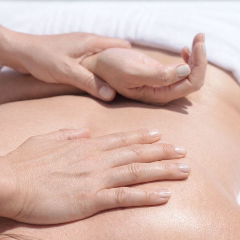 deep tissue massage ibiza at villa for muscle recovery